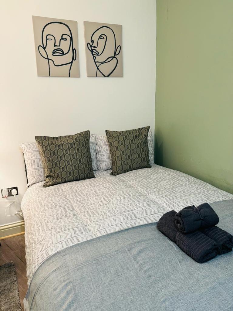 Willesden J Guest Home 4 ロンドン エクステリア 写真